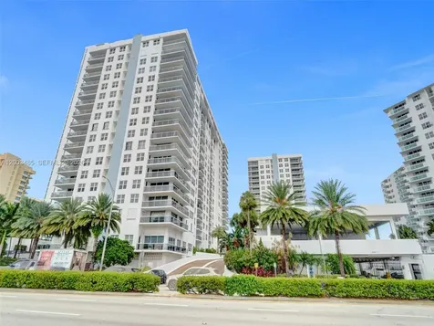 2751 S Ocean Drive Hollywood FL 33019