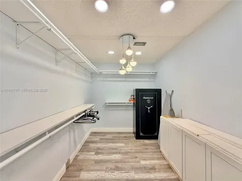 8176 Pine Circle Tamarac FL 33321
