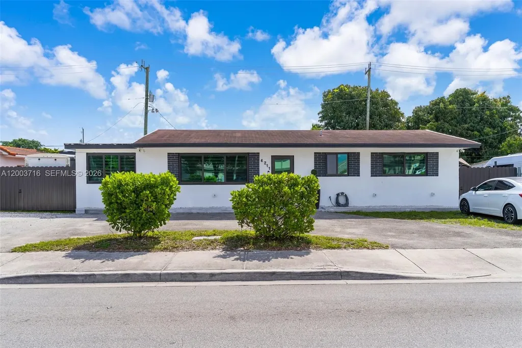 4211 W 8th Avenue Hialeah FL 33012