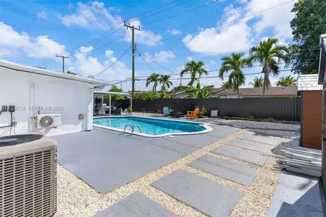 4211 W 8th Avenue Hialeah FL 33012