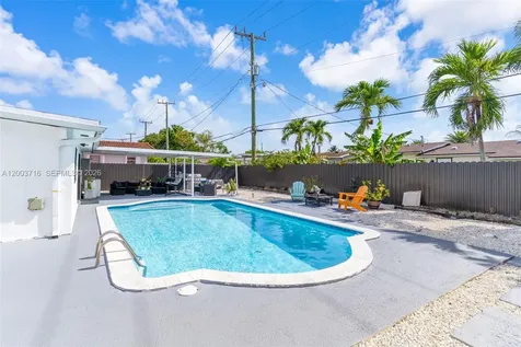 4211 W 8th Avenue Hialeah FL 33012