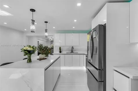 4211 W 8th Avenue Hialeah FL 33012