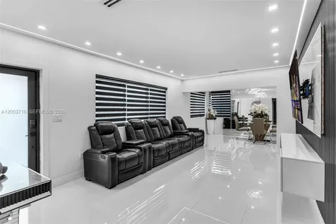 4211 W 8th Avenue Hialeah FL 33012