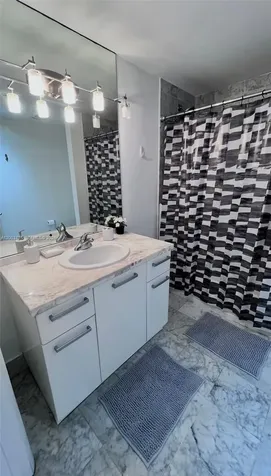 244 Biscayne Boulevard Miami FL 33132