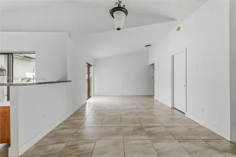 6696 SW 152nd Place Miami FL 33193