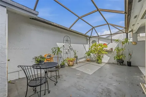 6696 SW 152nd Place Miami FL 33193