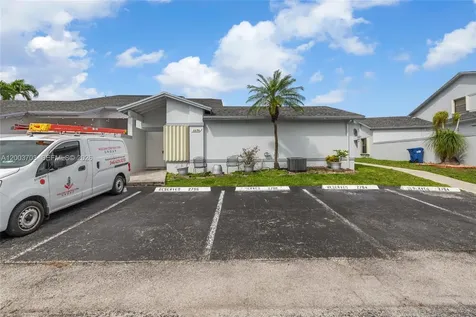 6696 SW 152nd Place Miami FL 33193