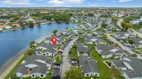6696 SW 152nd Place Miami FL 33193