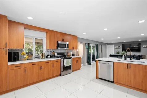 1752 S Anhinga Lane Homestead FL 33035