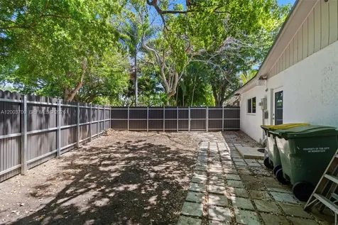 1752 S Anhinga Lane Homestead FL 33035