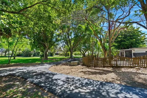 1752 S Anhinga Lane Homestead FL 33035