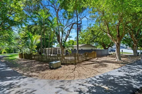 1752 S Anhinga Lane Homestead FL 33035