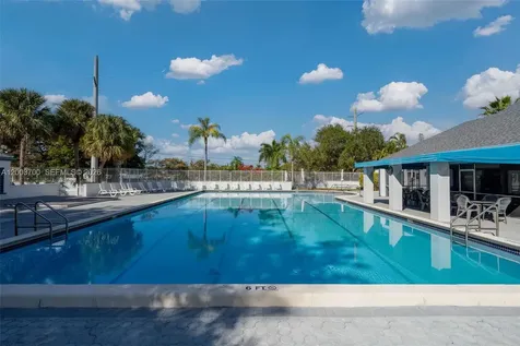 1752 S Anhinga Lane Homestead FL 33035