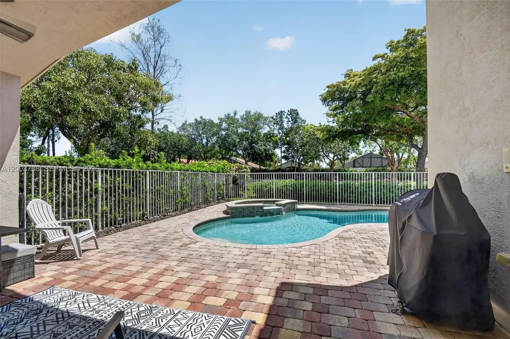 7579 Via Luria Lake Worth FL 33467