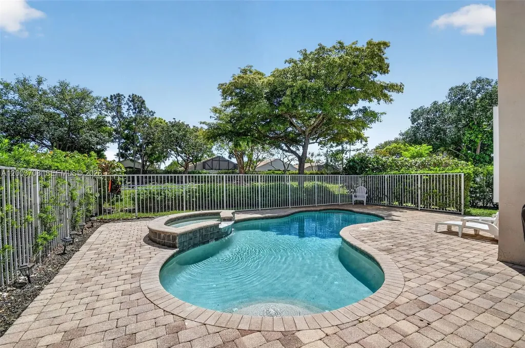 7579 Via Luria Lake Worth FL 33467