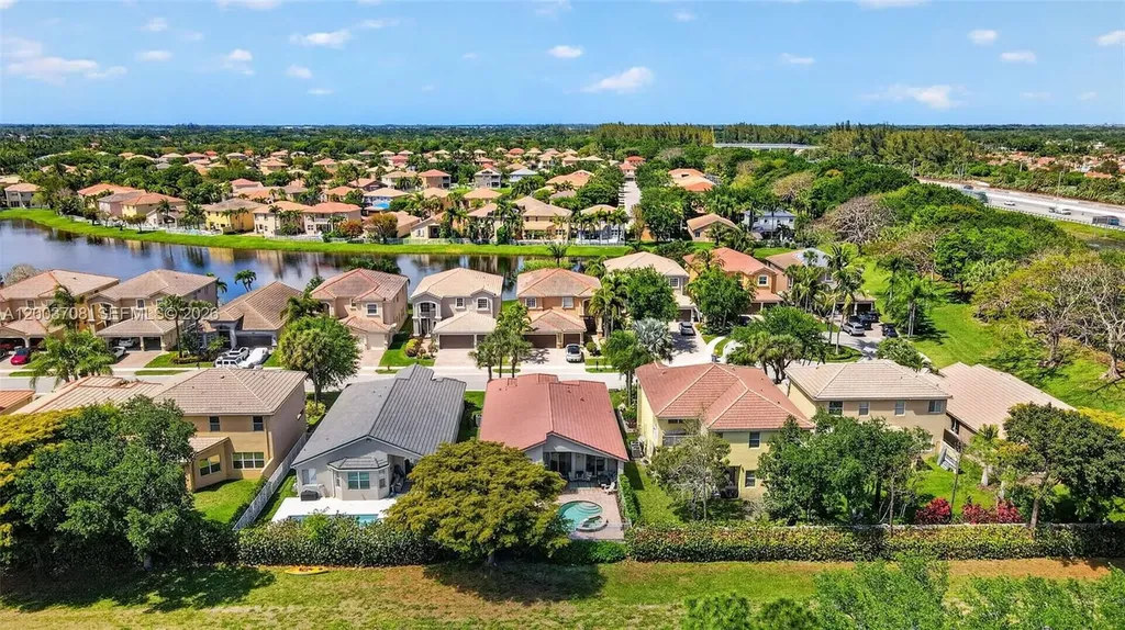 7579 Via Luria Lake Worth FL 33467