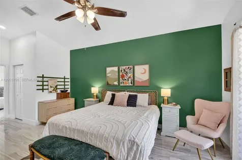 7579 Via Luria Lake Worth FL 33467