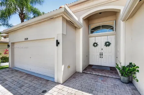 7579 Via Luria Lake Worth FL 33467