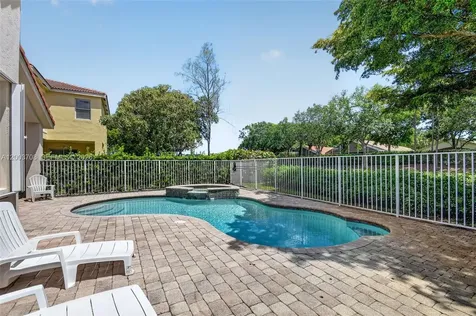 7579 Via Luria Lake Worth FL 33467
