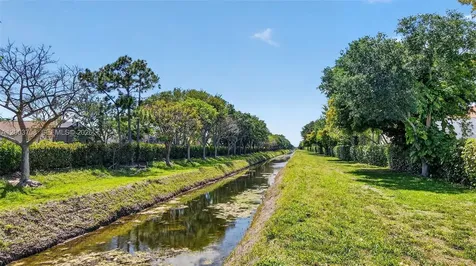 7579 Via Luria Lake Worth FL 33467