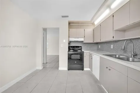 2127 Mckinley Street Hollywood FL 33020