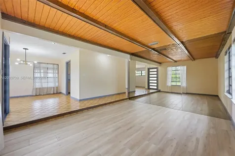 5746 SW 53rd Terrace South Miami FL 33155