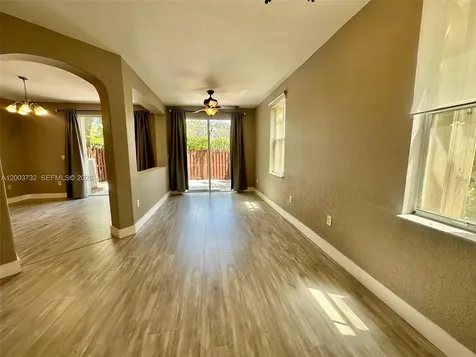 16537 SW 78th Terrace Miami FL 33193