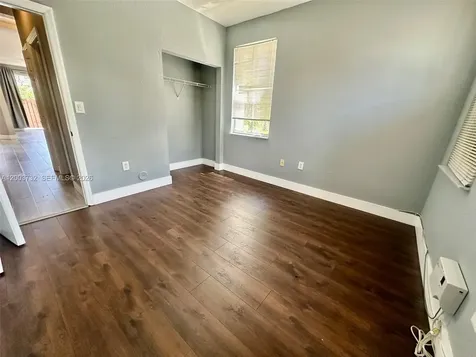 16537 SW 78th Terrace Miami FL 33193