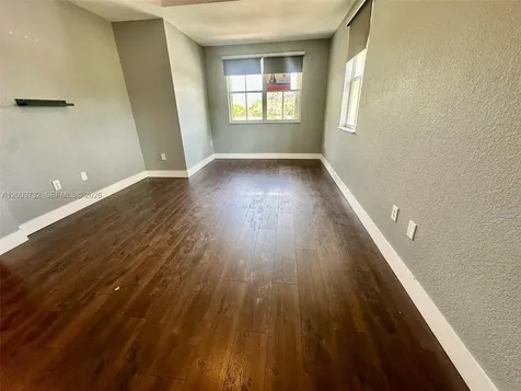 16537 SW 78th Terrace Miami FL 33193