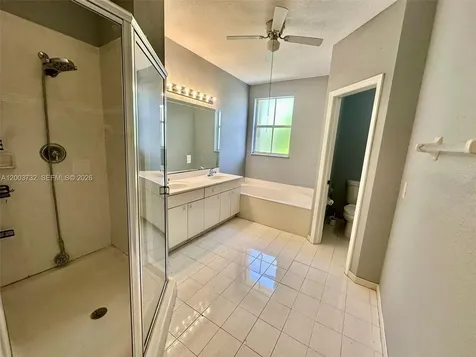 16537 SW 78th Terrace Miami FL 33193