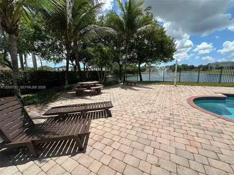 16537 SW 78th Terrace Miami FL 33193