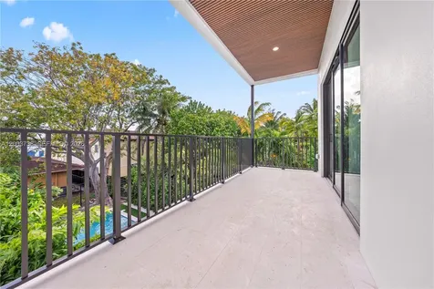 3320 SW 23rd Street Miami FL 33145