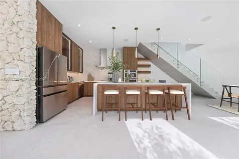 3320 SW 23rd Street Miami FL 33145