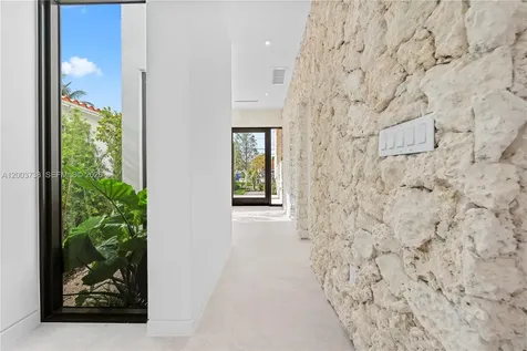 3320 SW 23rd Street Miami FL 33145