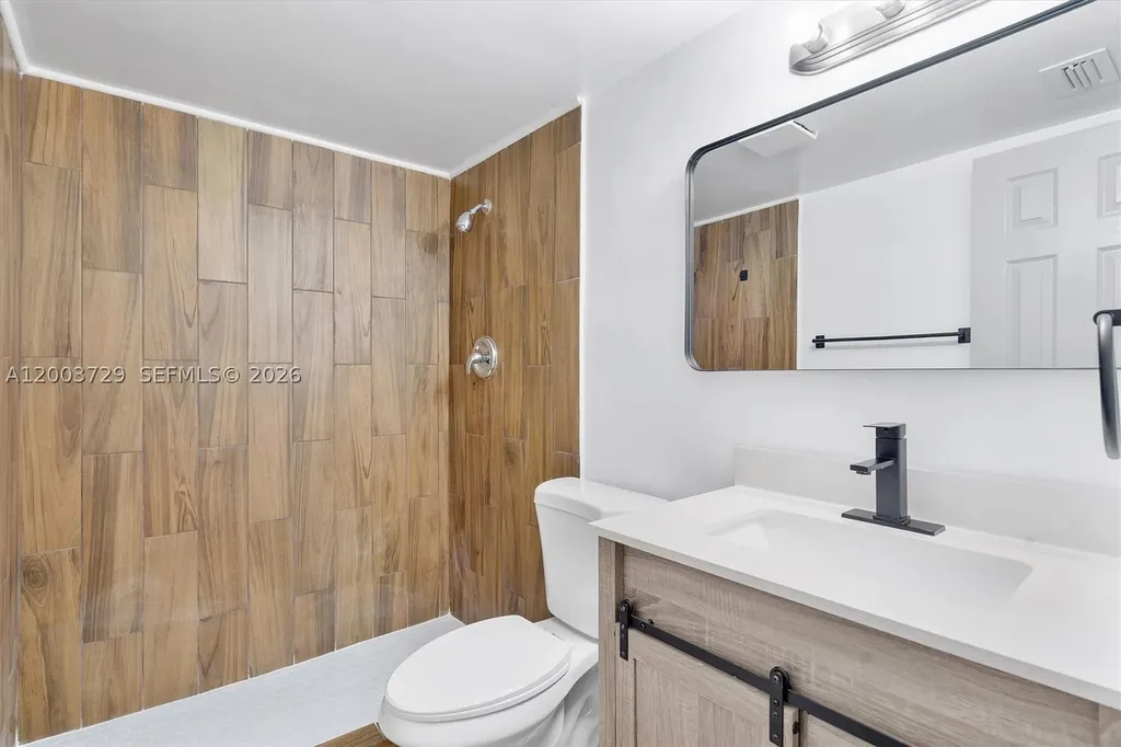 1715 N 16th Avenue Hollywood FL 33020