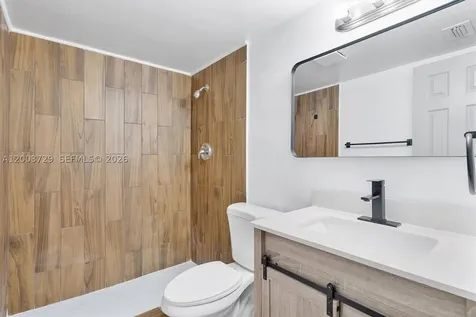 1715 N 16th Avenue Hollywood FL 33020