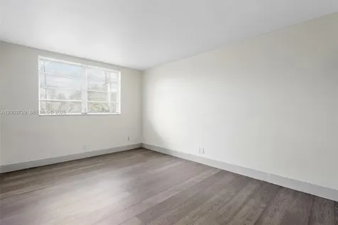 1715 N 16th Avenue Hollywood FL 33020