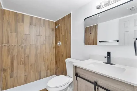 1715 N 16th Avenue Hollywood FL 33020