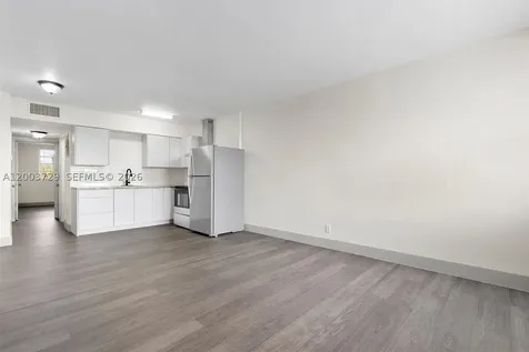 1715 N 16th Avenue Hollywood FL 33020