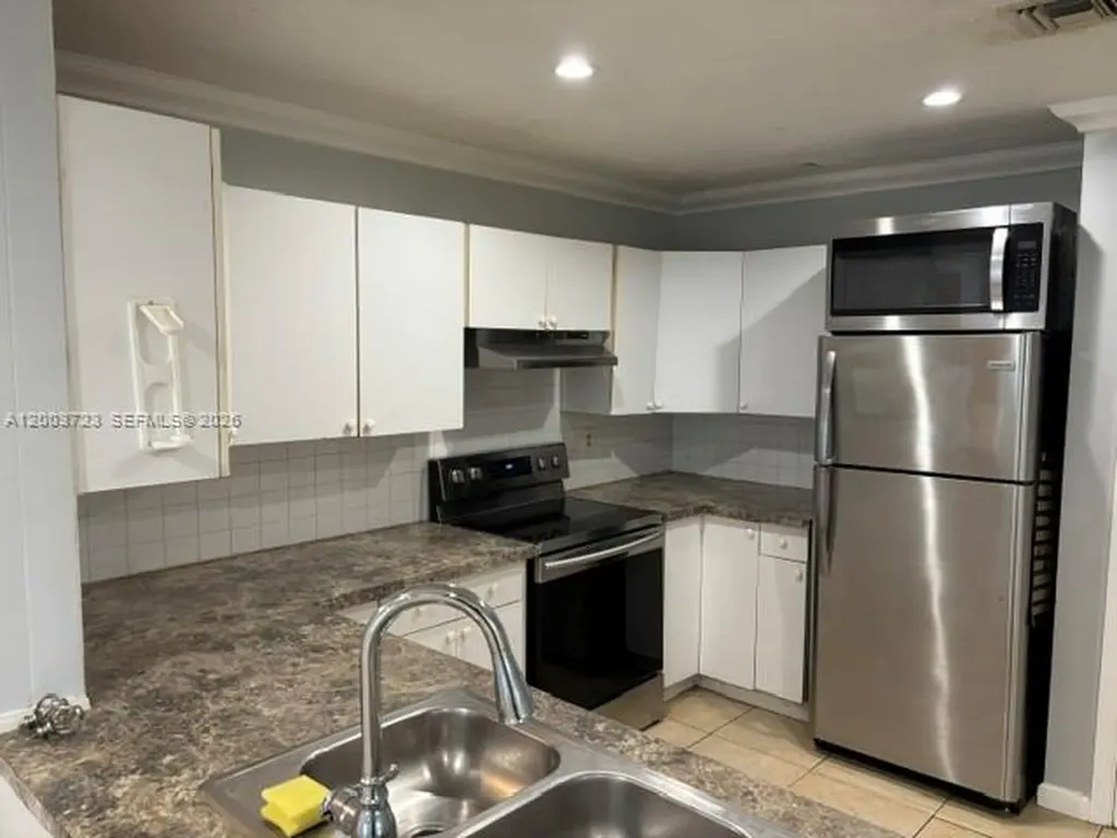 8444 NW 23rd Manor Coral Springs FL 33065