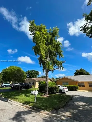 8444 NW 23rd Manor Coral Springs FL 33065