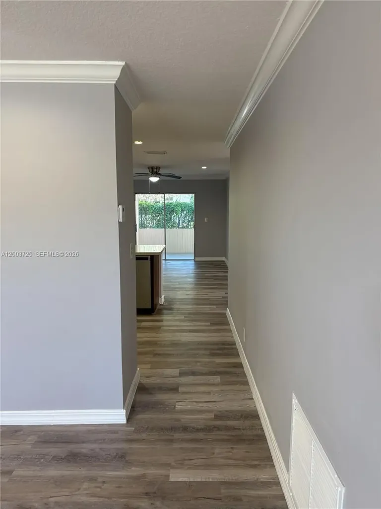 8444 NW 23rd Manor Coral Springs FL 33065