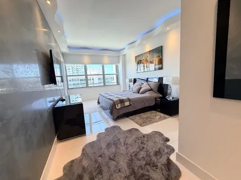 18041 Biscayne Boulevard Aventura FL 33160