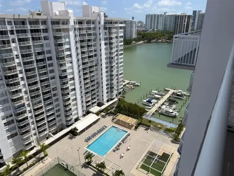 18041 Biscayne Boulevard Aventura FL 33160