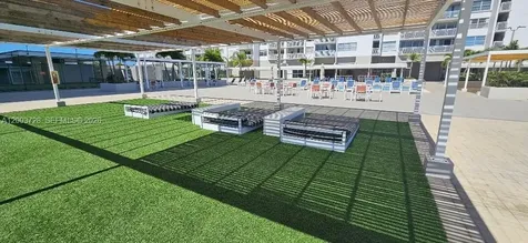 18041 Biscayne Boulevard Aventura FL 33160