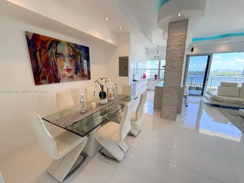 18041 Biscayne Boulevard Aventura FL 33160