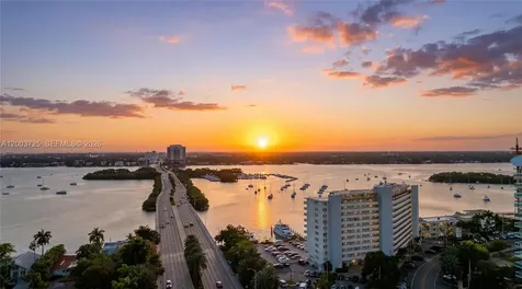 7904 West Drive North Bay Village FL 33141