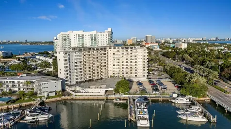 7904 West Drive North Bay Village FL 33141
