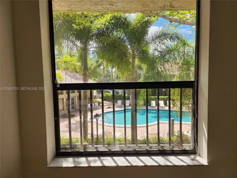 2471 NW 49th Terrace Coconut Creek FL 33063
