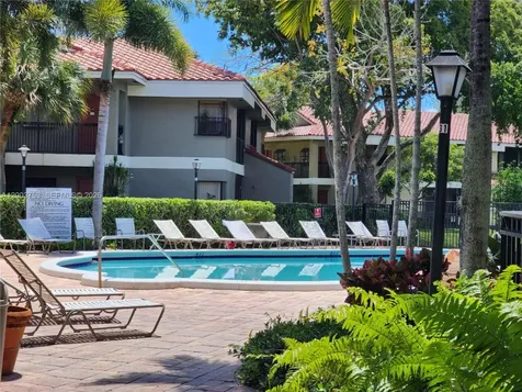 2471 NW 49th Terrace Coconut Creek FL 33063